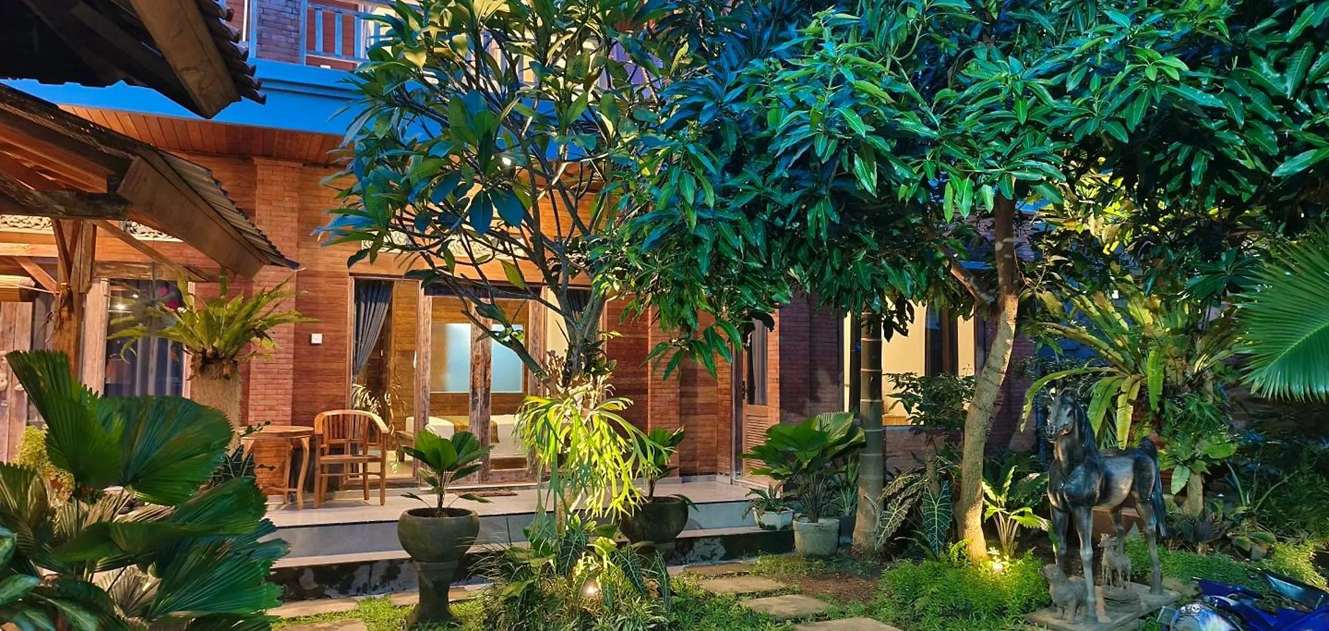 Dream House Teges Jati contacts